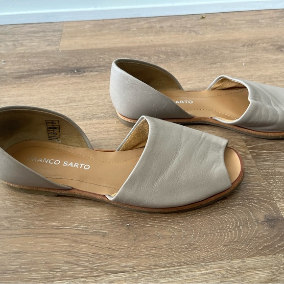FRANCO SARTO Flat Leather Sandal Size 6 - Picture 2 of 2